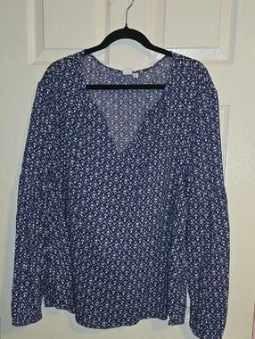 GAP Navy and White Printed V-Neck Long Sleeve Top